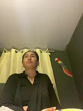 Snapshot of luna_asss chatting on June 16, 2026, 3:42 am luna asss online show from June 16, 2026, 3:42 am