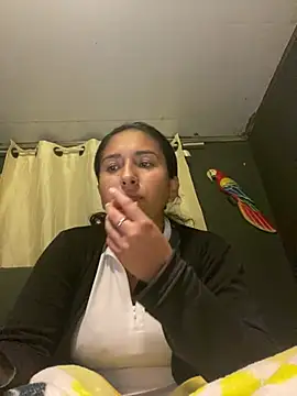 Snapshot of luna_asss chatting on June 19, 2026, 2:49 am luna asss online show from June 19, 2026, 2:49 am