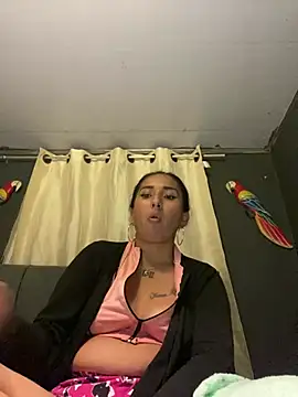 Snapshot of luna_asss chatting on June 25, 2026, 2:55 am luna asss online show from June 25, 2026, 2:55 am