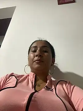 Snapshot of luna_asss chatting on July 17, 2026, 2:51 am luna asss online show from July 17, 2026, 2:51 am