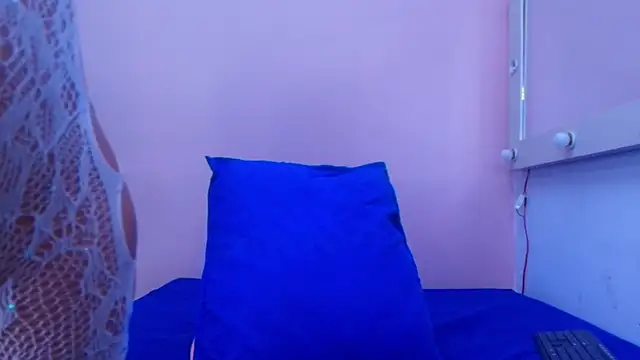 kendal rossi online show from September 11, 2025, 11:54 am