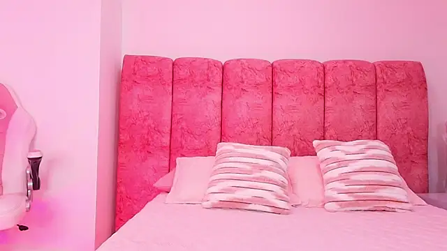 kendal rossi online show from November 7, 2025, 12:05 pm