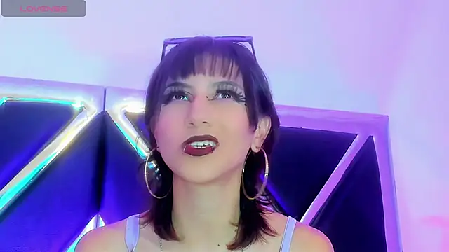 Naomi-Haruno online show from January 10, 2025, 4:12 am