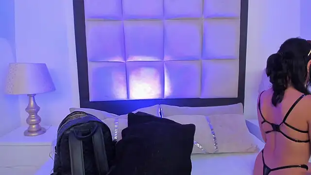 Naomi-Haruno online show from March 27, 2026, 8:41 pm