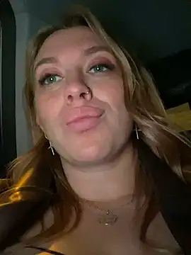 Sweet   Emily online show from January 3, 2025, 7:50 pm