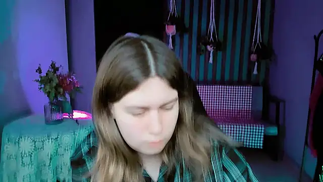 FioraMarmoris online show from January 31, 2025, 12:18 pm