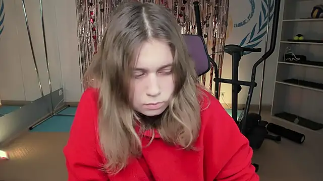 FioraMarmoris online show from February 21, 2025, 1:00 pm