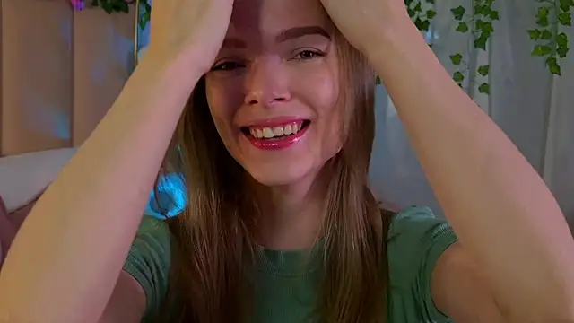 Eva Natsumi online show from December 7, 2024, 5:15 am