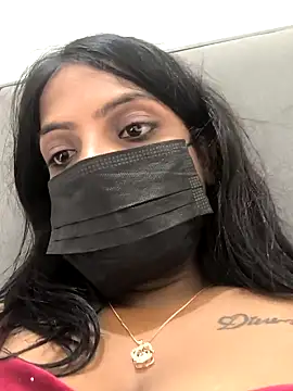 Snapshot of SEXY_MAYA__ chatting on September 20, 2025, 8:10 pm SEXY MAYA   online show from September 20, 2025, 8:10 pm
