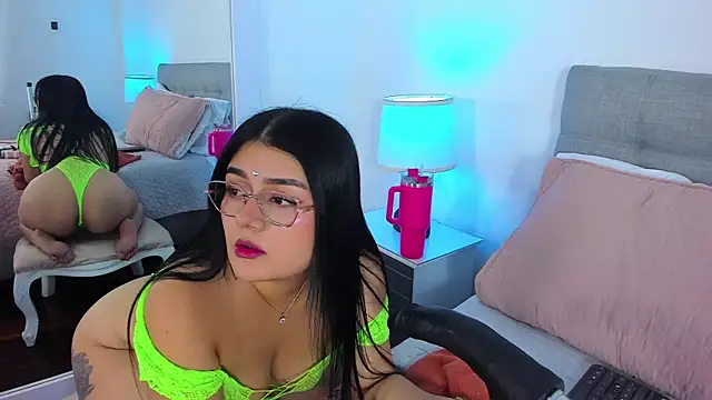 Snapshot of Samantha__Vega chatting on July 14, 2026, 8:36 pm Samantha Vega online show from July 14, 2026, 8:36 pm