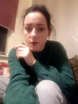 Snapshot of Jasmin-White chatting on January 1, 2025, 9:31 pm Jasmin-White online show from January 1, 2025, 9:31 pm