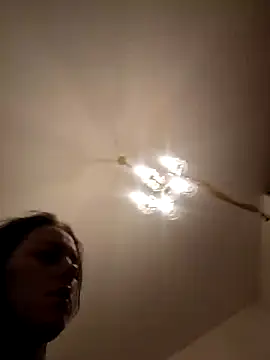 Snapshot of Jasmin-White chatting on February 28, 2025, 9:23 pm Jasmin-White online show from February 28, 2025, 9:23 pm