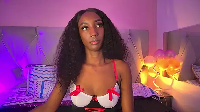 FiorelaLenin online show from November 1, 2025, 2:41 pm