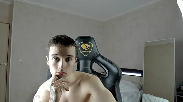 MasonWarholl online show from February 5, 2025, 5:31 pm