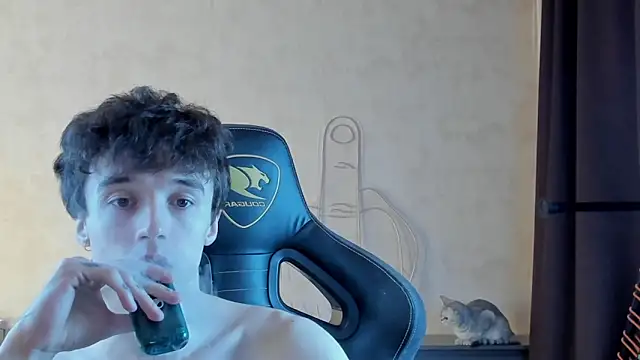 MasonWarholl online show from March 16, 2026, 6:56 pm