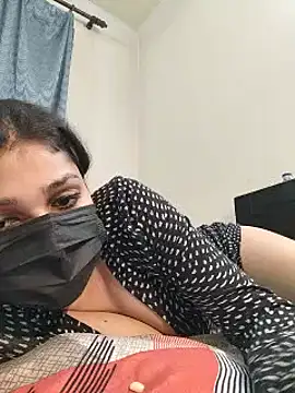 Snapshot of Sonam-378 chatting on February 7, 2025, 9:04 pm Sonam-378 online show from February 7, 2025, 9:04 pm