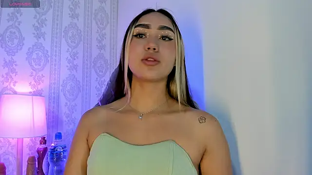 liaa 18 online show from November 9, 2025, 3:38 am