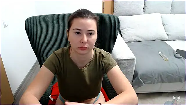 VioletaFlower7 online show from October 5, 2025, 9:07 am