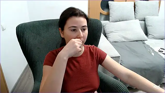 VioletaFlower7 online show from January 6, 2026, 7:50 pm