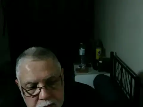 100Tauros online show from April 13, 2026, 9:09 pm