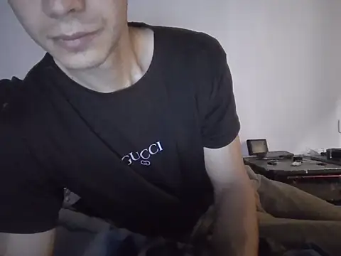 lmlfff online show from March 30, 2026, 1:01 pm