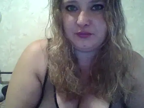 ParisMimi online show from October 9, 2025, 8:34 am