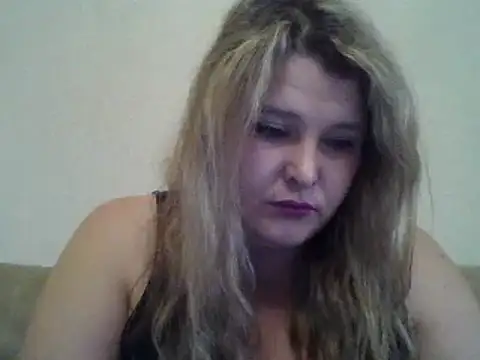 ParisMimi online show from December 17, 2025, 8:53 am