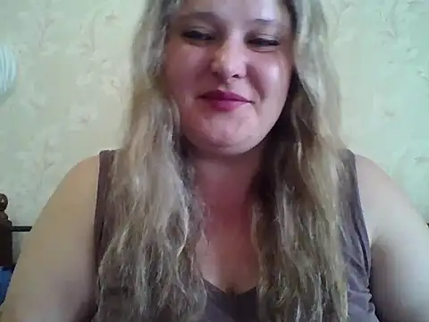 Snapshot of ParisMimi chatting on May 16, 2026, 6:43 am ParisMimi online show from May 16, 2026, 6:43 am