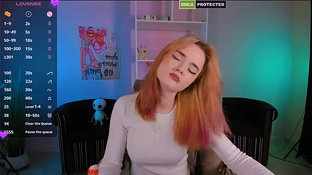 liana kisses online show from March 18, 2025, 10:48 pm