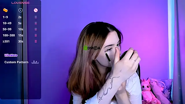 liana kisses online show from October 11, 2025, 7:12 pm