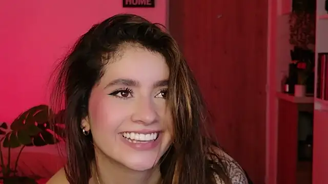 pamela  mar online show from November 18, 2025, 6:40 am