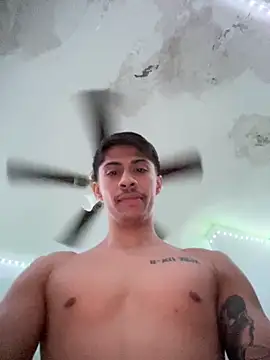 Snapshot of culitotragon24 chatting on March 7, 2026, 6:32 am culitotragon24 online show from March 7, 2026, 6:32 am