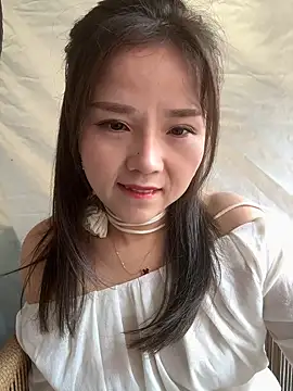 Efangfang online show from December 30, 2024, 2:31 am