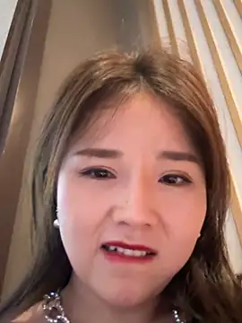 Efangfang online show from January 10, 2025, 11:33 am