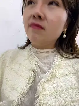 Efangfang online show from February 5, 2025, 11:55 am