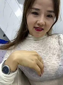 Efangfang online show from March 4, 2025, 10:46 am