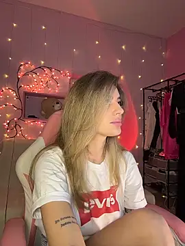 Jasmine urPrincess online show from March 6, 2026, 5:48 am