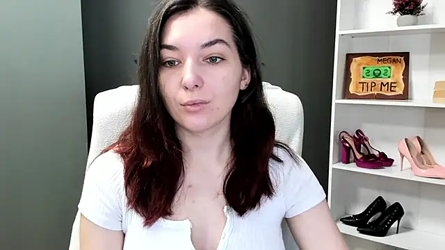 Snapshot of Meagn_Extasy chatting on June 26, 2026, 6:51 am Meagn Extasy online show from June 26, 2026, 6:51 am