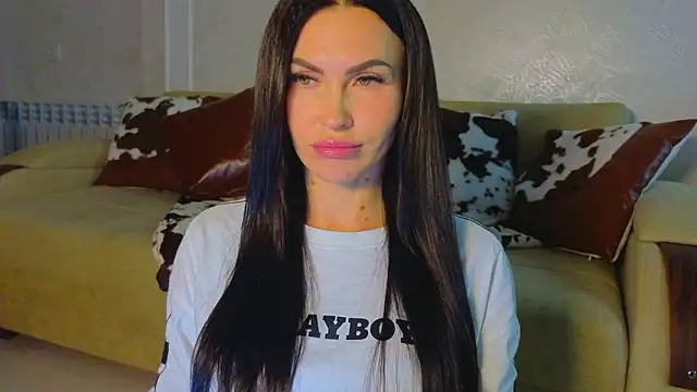 KimDavisBaby online show from January 17, 2026, 5:05 pm