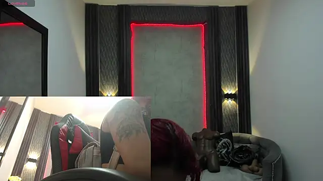 selene red  online show from March 4, 2025, 1:28 pm