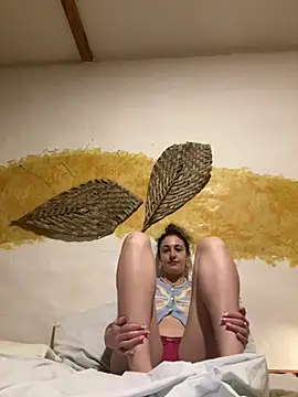 Snapshot of Littlelolo60 chatting on December 27, 2024, 12:07 am Littlelolo60 online show from December 27, 2024, 12:07 am