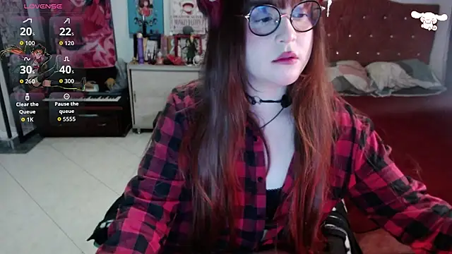 Avril2001 online show from February 16, 2026, 3:57 am