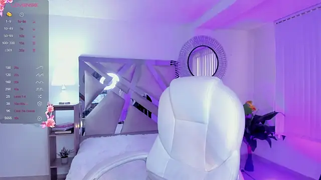 Snapshot of madisson_davon chatting on December 30, 2024, 1:14 pm madisson davon online show from December 30, 2024, 1:14 pm