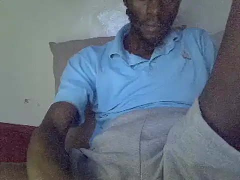 Snapshot of Delicious-D chatting on February 13, 2025, 9:30 am Delicious-D online show from February 13, 2025, 9:30 am