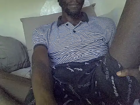 Snapshot of Delicious-D chatting on February 20, 2025, 11:09 am Delicious-D online show from February 20, 2025, 11:09 am