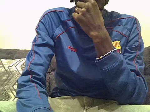 Snapshot of Delicious-D chatting on March 9, 2025, 7:48 pm Delicious-D online show from March 9, 2025, 7:48 pm