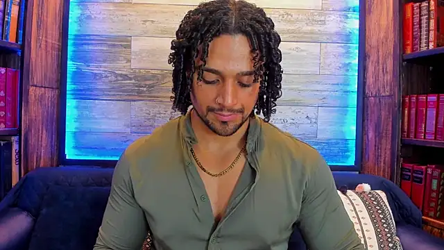 MikeEstevess online show from February 16, 2025, 2:31 am