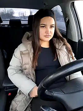 stacy stoone online show from February 4, 2025, 8:24 am