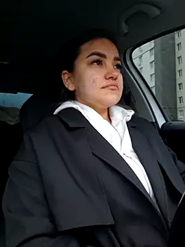 stacy stoone online show from April 18, 2026, 2:04 am