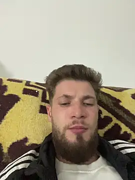 jimmyy  online show from April 3, 2026, 10:19 pm